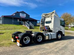 2022 Volvo Fm Series WHITE