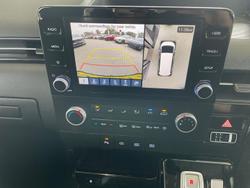 2025 Hyundai STARIA
