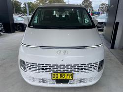 2025 Hyundai STARIA