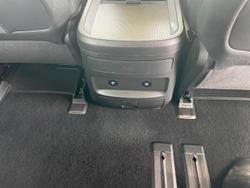 2025 Hyundai STARIA