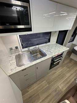 2023 Red Centre Kimberley Plus 226 3 bunk family van