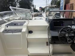 2017 Quicksilver 805 Cruiser
