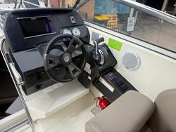 2017 Quicksilver 805 Cruiser