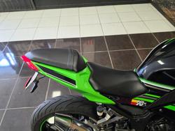 2016 Kawasaki NINJA 300 GREEN