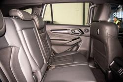 2026 Isuzu MU-X LS-T