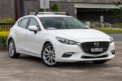 2018 Mazda 3 SP25