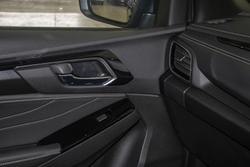 2026 Isuzu MU-X LS-T