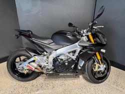 Aprilia Tuono V4 R