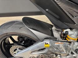 2014 APRILIA TUONO V4 R BLACK