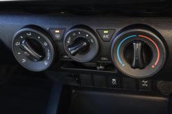 2019 Toyota Hilux SR