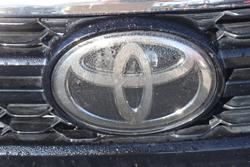 2019 Toyota Hilux SR