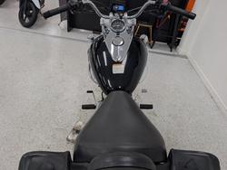 2013 Suzuki VL250 (LC250 INTRUDER) Black