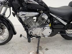 2013 Suzuki VL250 (LC250 INTRUDER) Black