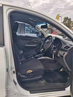 2016 Mitsubishi Triton GLS