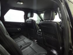 2019 Land Rover Discovery SD6 SE