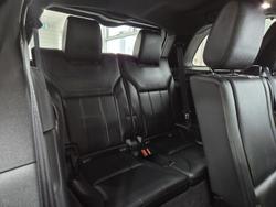 2019 Land Rover Discovery SD6 SE