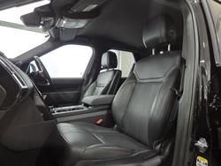 2019 Land Rover Discovery SD6 SE