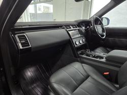2019 Land Rover Discovery SD6 SE