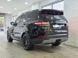 2019 Land Rover Discovery SD6 SE