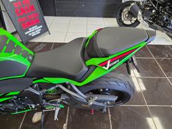 2024 Kawasaki NINJA ZX-6R (636) KRT EDITION GREEN