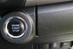 2022 Toyota Hilux SR5