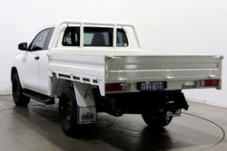 2022 Toyota Hilux SR