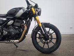 2024 Triumph SCRAMBLER 400 X BLACK META