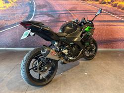 2025 Kawasaki Ninja 500 (EX500G) Ninja Black