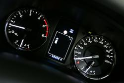 2025 Toyota Hilux SR