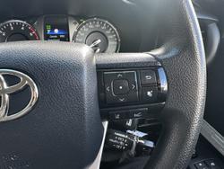 2020 Toyota Hilux SR