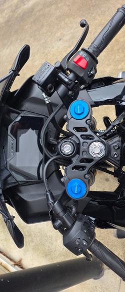 2025 Yamaha YZF-R15M SILVER