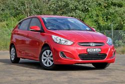 2017 Hyundai Accent Active