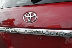 2020 Toyota Landcruiser VX VDJ200R 4X4 Dual Range Merlot Red