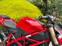 2014 DUCATI STREETFIGHTER 848 Red
