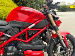 2014 DUCATI STREETFIGHTER 848 Red