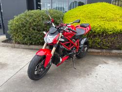 2014 DUCATI STREETFIGHTER 848 Red