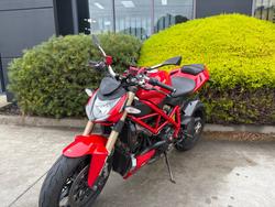 2014 DUCATI STREETFIGHTER 848 Red