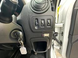 2018 Renault Master X62 Glacier White