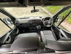 2018 Renault Master X62 Glacier White