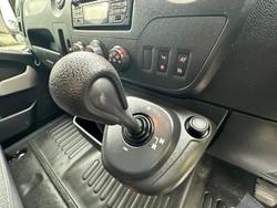 2018 Renault Master X62 Glacier White