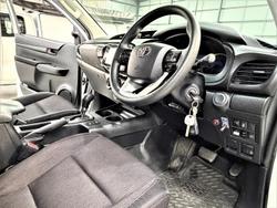 2020 Toyota Hilux SR GUN126R 4X4 Dual Range Glacier White