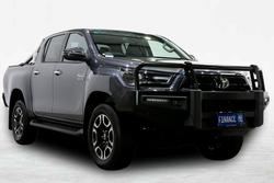 2023 Toyota Hilux SR5