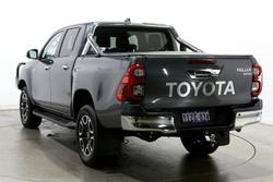 2023 Toyota Hilux SR5
