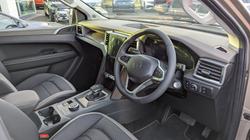 2025 VOLKSWAGEN AMAROK STYLE