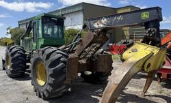 2010 John Deere 848H Green