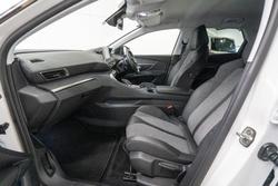 2018 Peugeot 3008 Allure