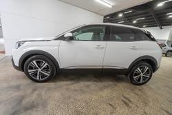 2018 Peugeot 3008 Allure