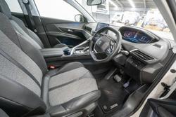 2018 Peugeot 3008 Allure