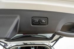2023 Kia Carnival SLi