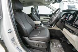 2023 Kia Carnival SLi